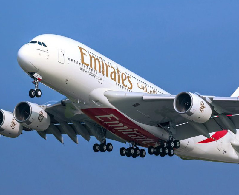 Emirates despide a pilotos en formaciu00f3n y tripulantes de cabina, segu00fan fuentes.