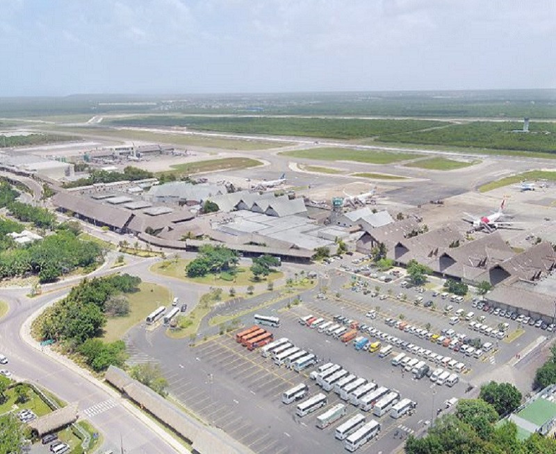 El Aeropuerto Internacional Punta Cana fue inaugurado en el au00f1o 1983.