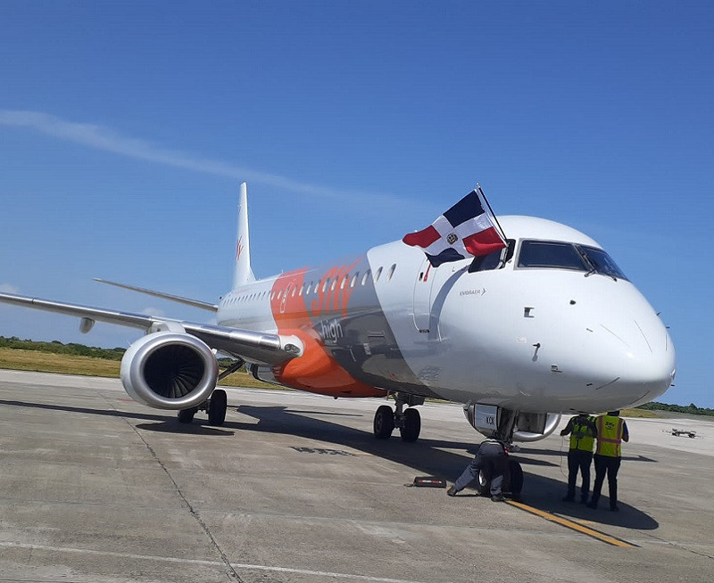 Avion Embraer 190