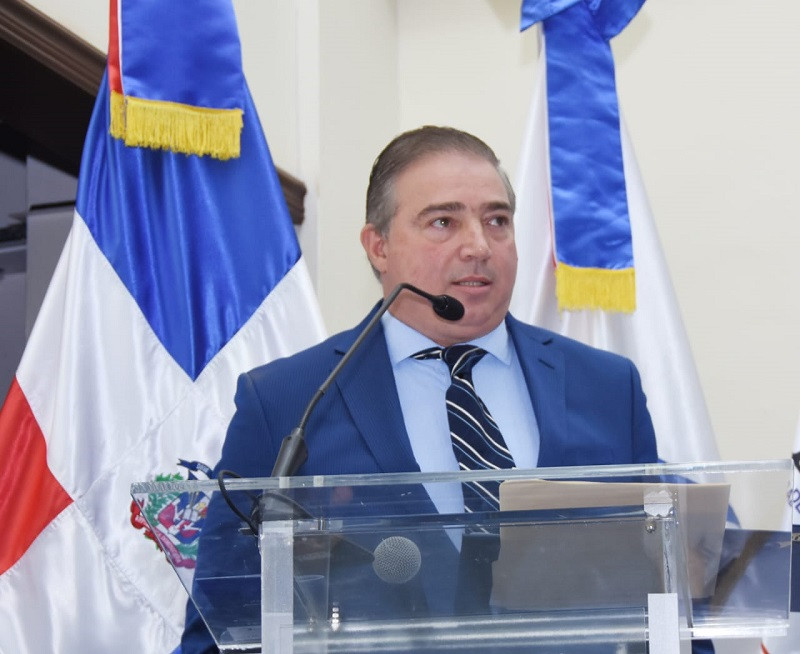Hector Porcella, director general del IDAC