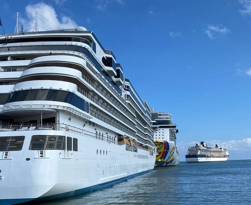 Cruceros en Taino Bay de Puerto Plata