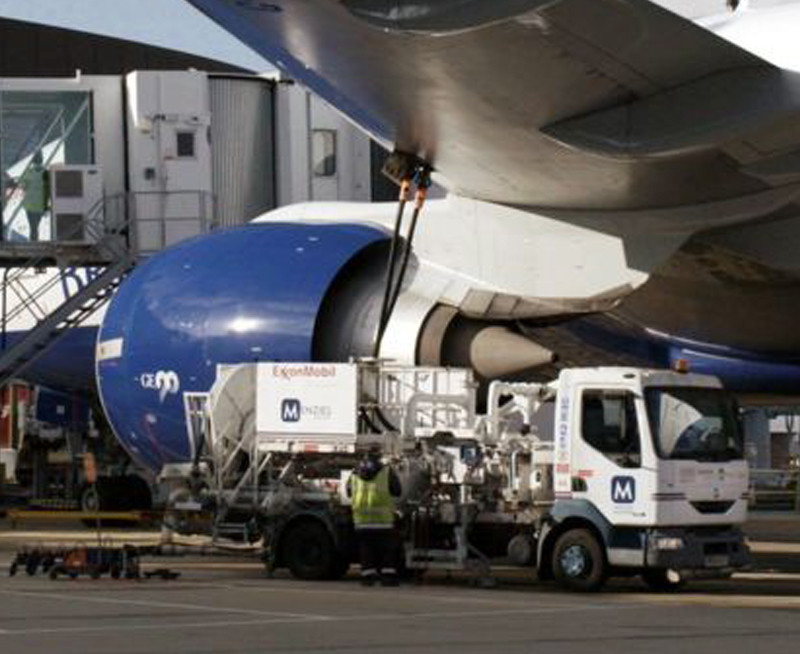 Carga de combustible de aeronave