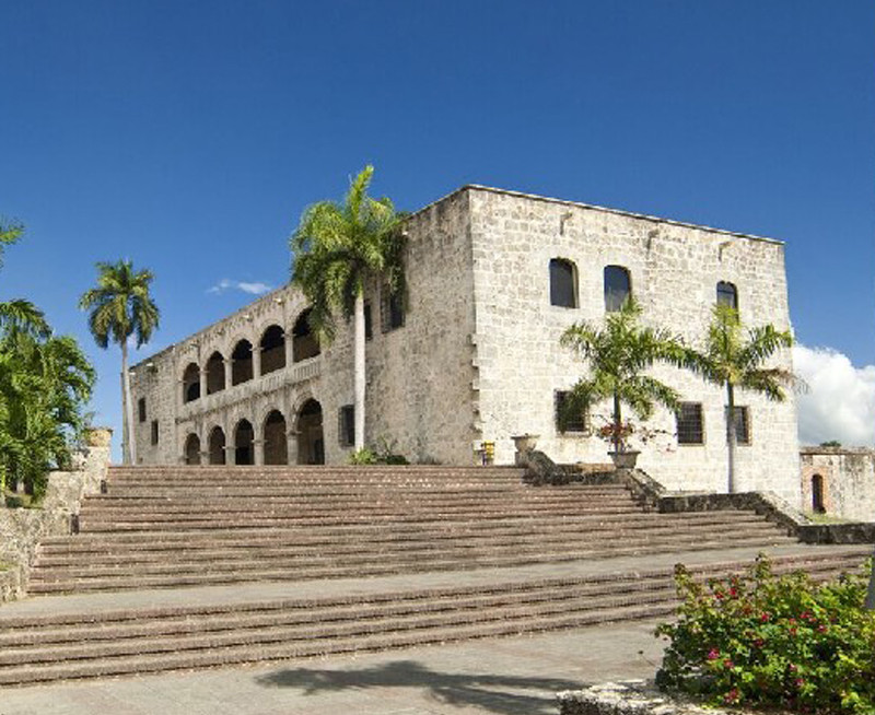 Alcazar Colon. A