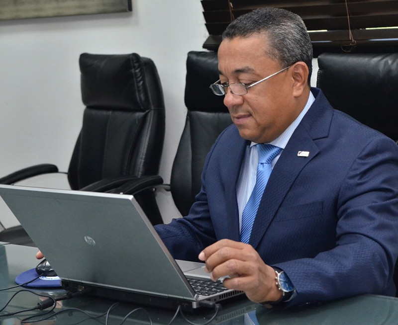 Doctor Alejandro Herrera. a