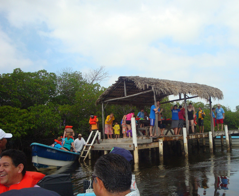 Turismo. m