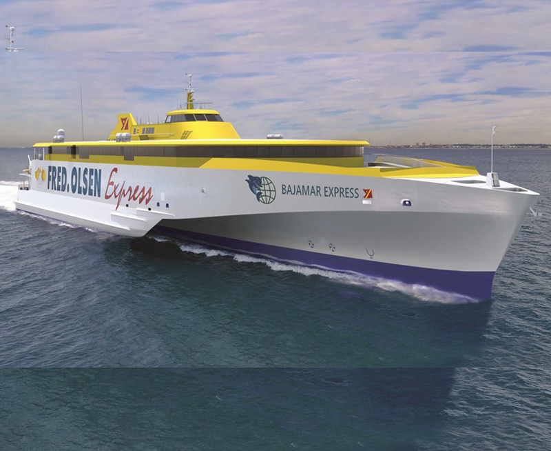 Barco perteneciente a la naviera Fred Olsen. m