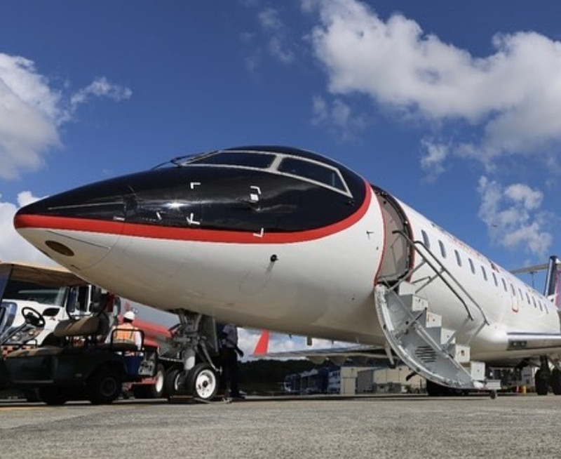 Avion CRJ de Air Century