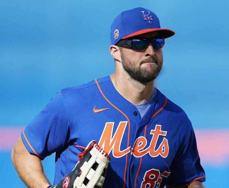 Tim Tebow. d