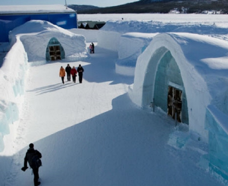 Hotel ice