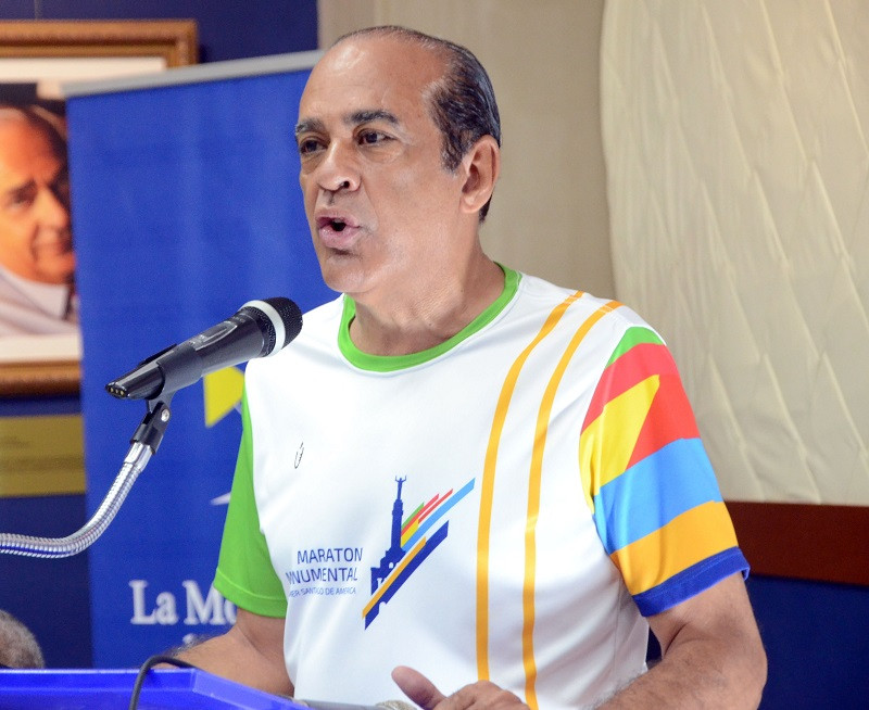Luis Nu00fau00f1ez, presidente del comitu00e9 organizador