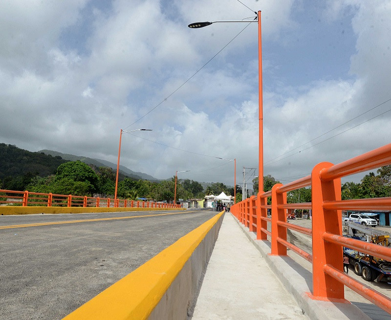 Puente Tu00e1bara Arriba