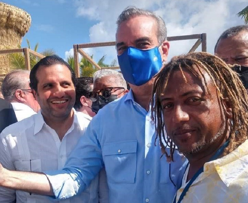 Presidente de la Repu00fablica Luis Abinader junto a Domingo Garcia