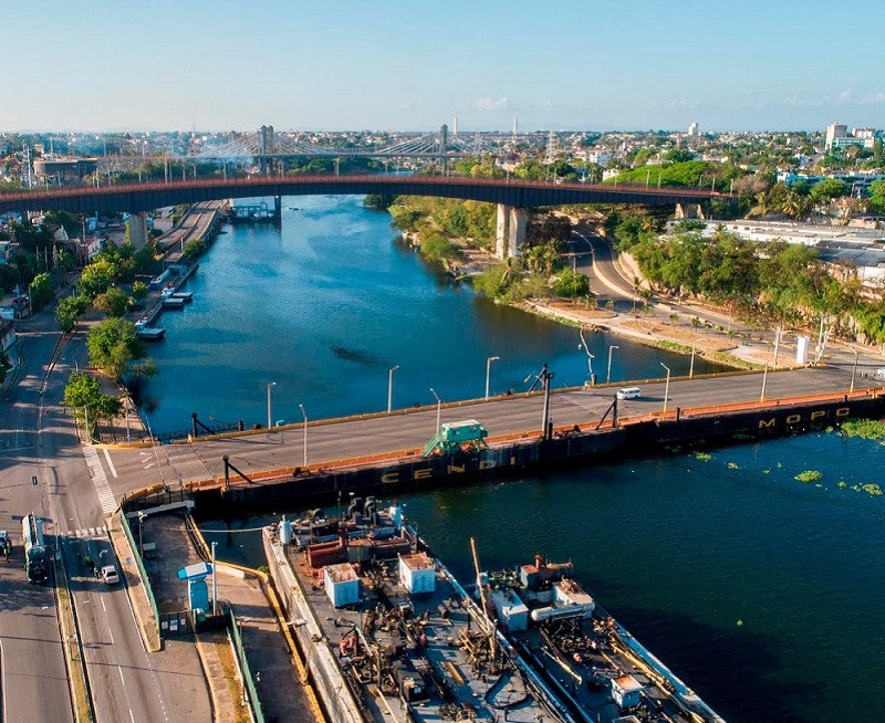 Puente flotante