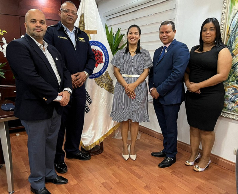 Esposa de oficiales