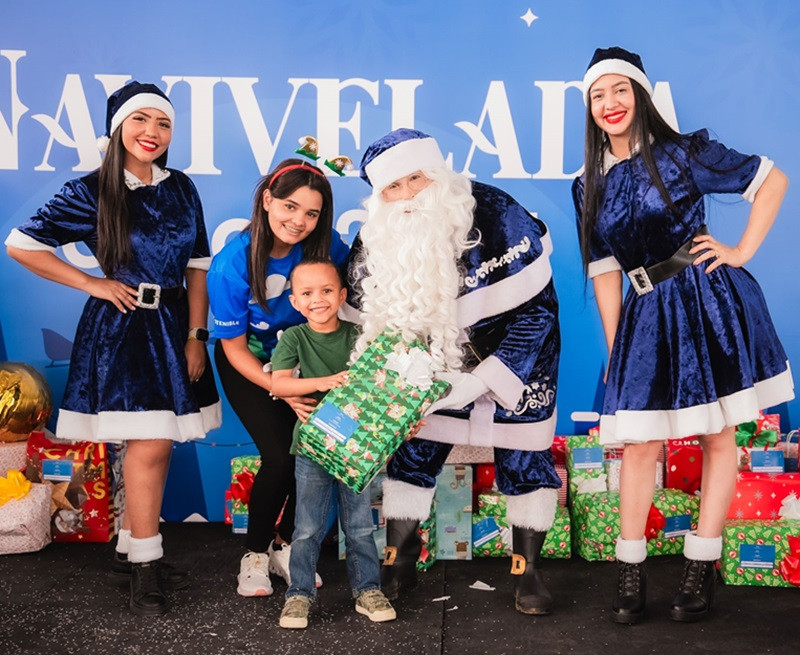Altice brinda alegría a niños de Fundación en Santiago