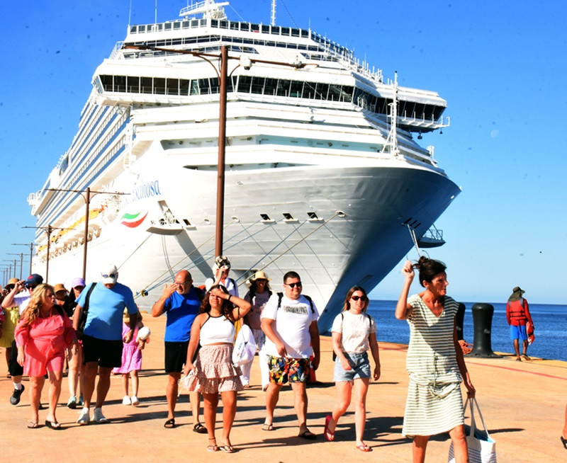 Crucero de Pedernales