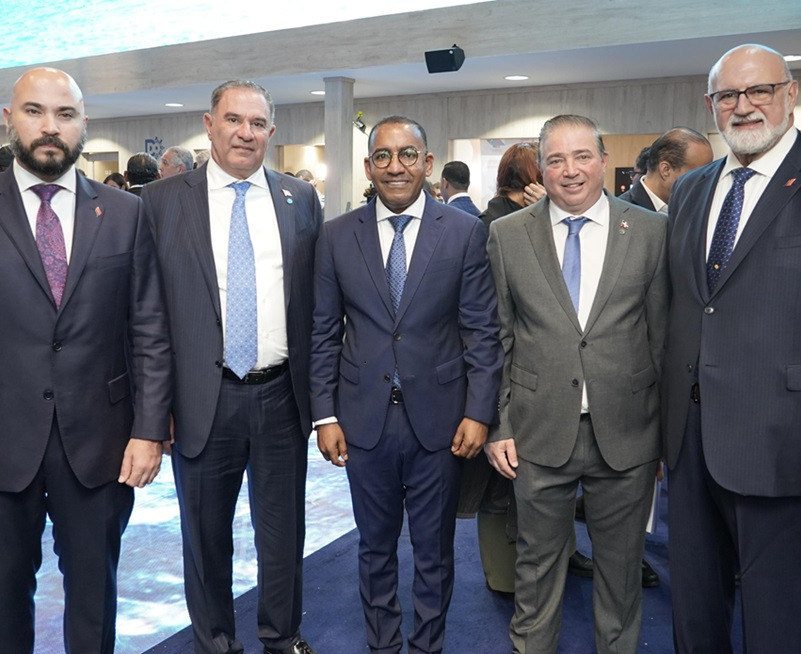 Carlos Jiménez, Antonio Yapor, Víctor Pichardo, Héctor Porcella, Omar Chahín
