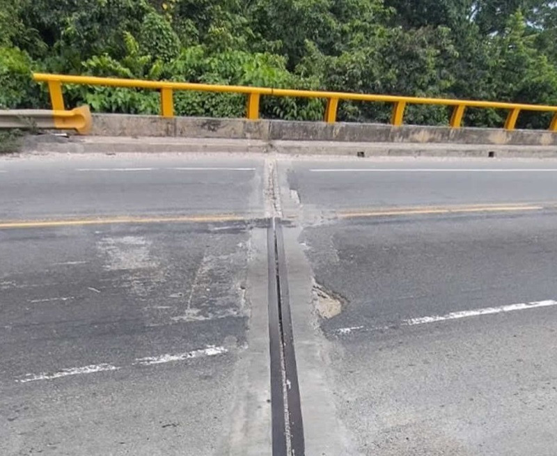 Puente autovia de samaná carretera mella