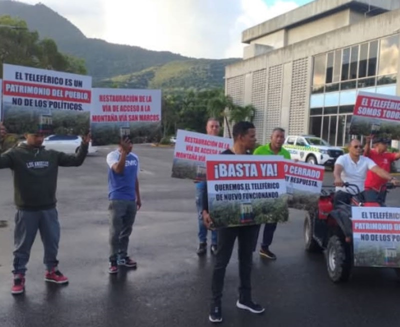 Protesta de comerciante y taxista