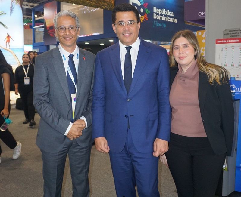 Héctor Hernández, David Collado y Farah Kasse