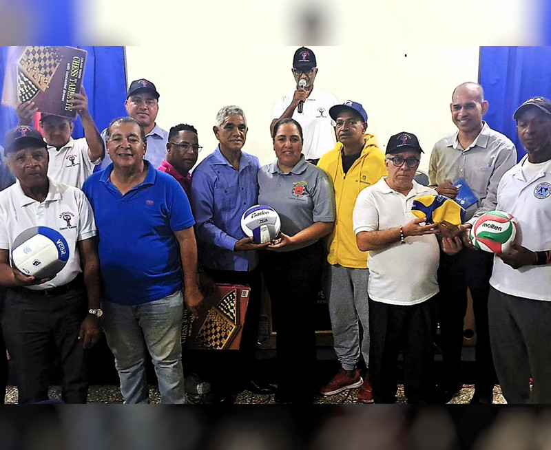 Entrega de utilería UDESA y ASOCLUPSA
