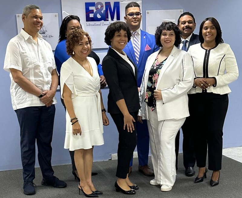 Equipo de E y M