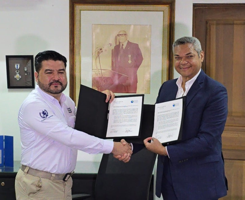 Leonel Molina y Vinicio Mella