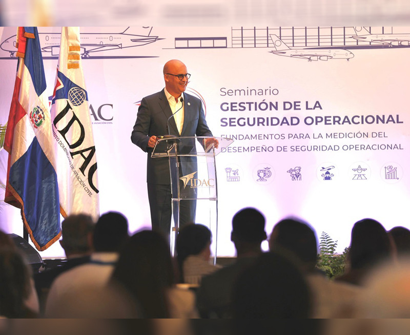 Igor Rodru00edguez, director general del Instituto Dominicano de Aviaciu00f3n Civil (IDAC).