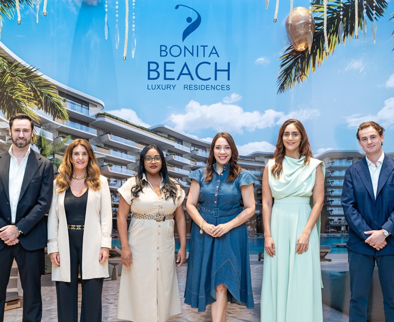 Alfonso Carrascosa, Anna Molgo, Franchely Lugo, Lissette Rosario, Abril Medina y Rodrigo Carrascosa