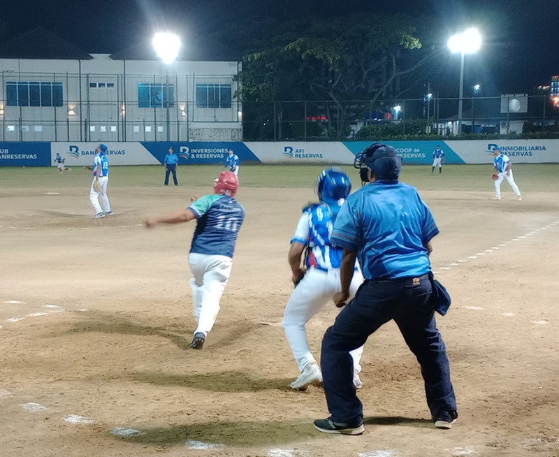 Softbol
