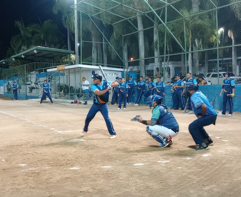 Softbol