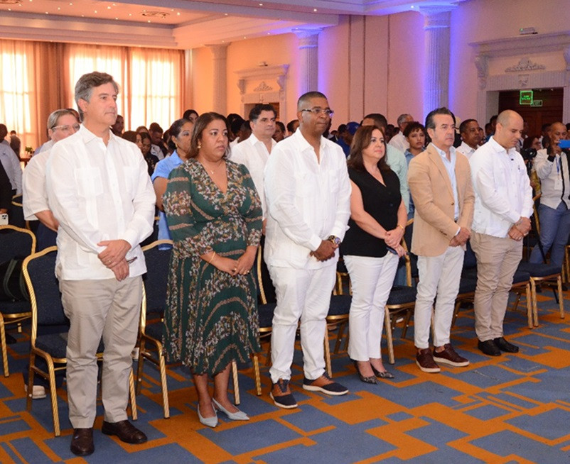 Publico Nice Dominicana